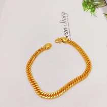 Lucky button bracelet