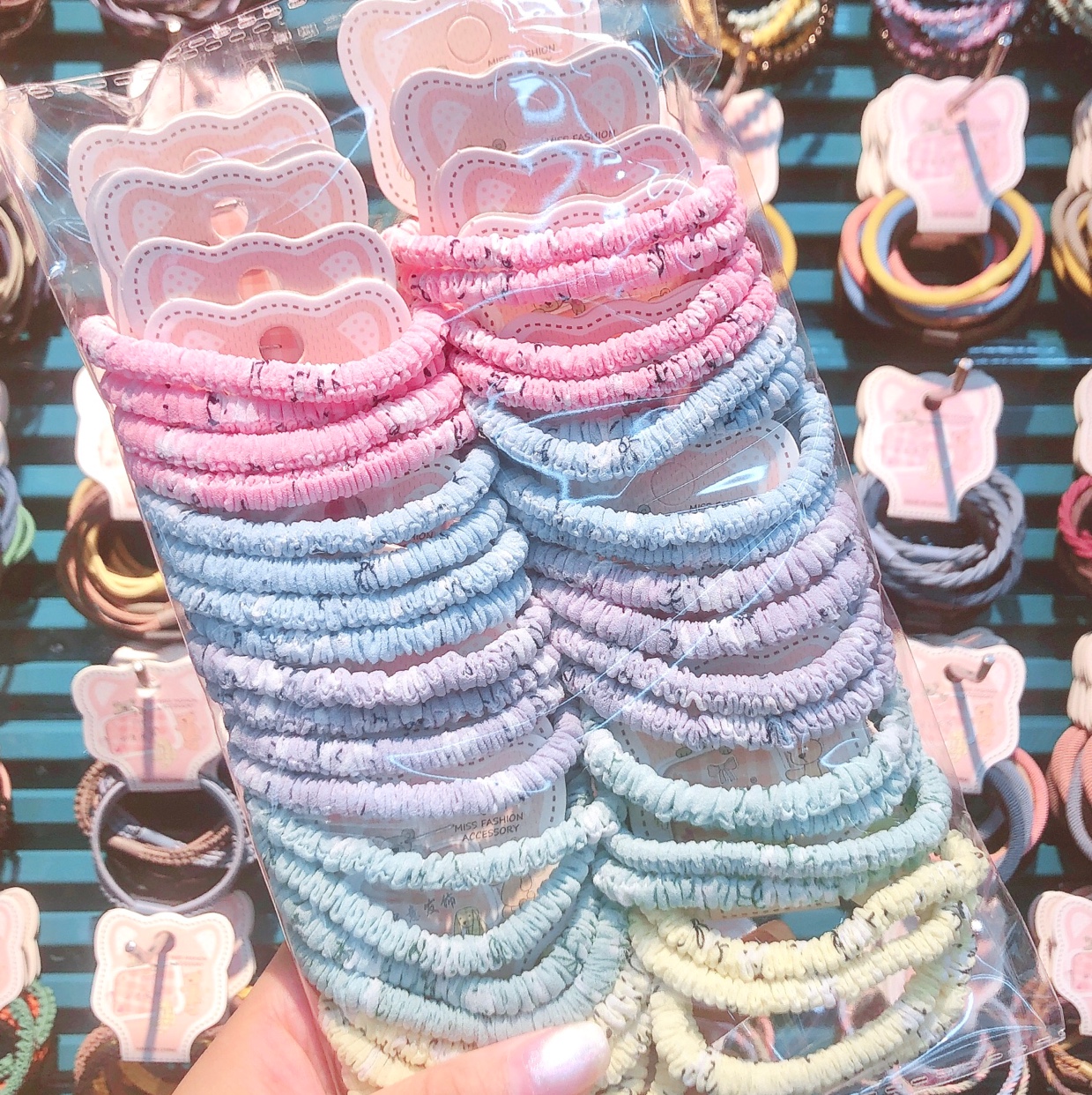 2 thin cloth hair bands, 20 cards per pack Specification image