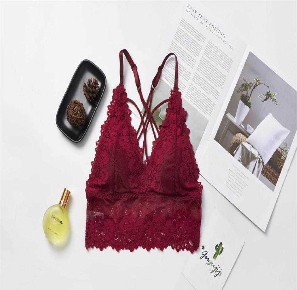 Best-selling sexy lace for women with a beautiful back and transparent strapless design details Picture