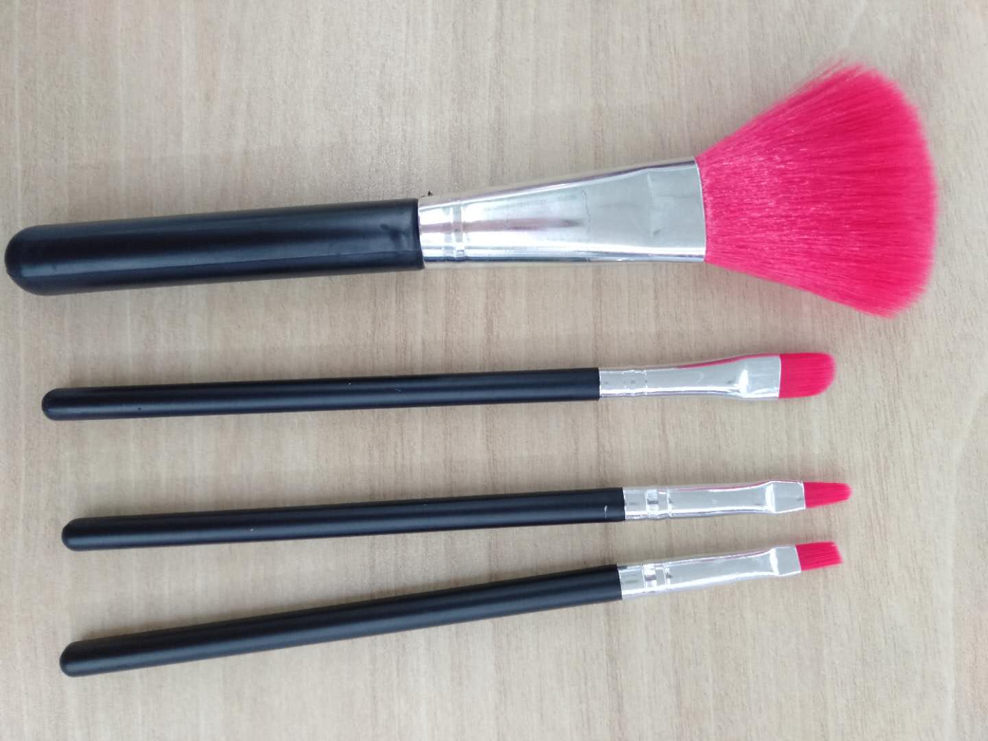 4 sets of brush makeup brush scatter paint
