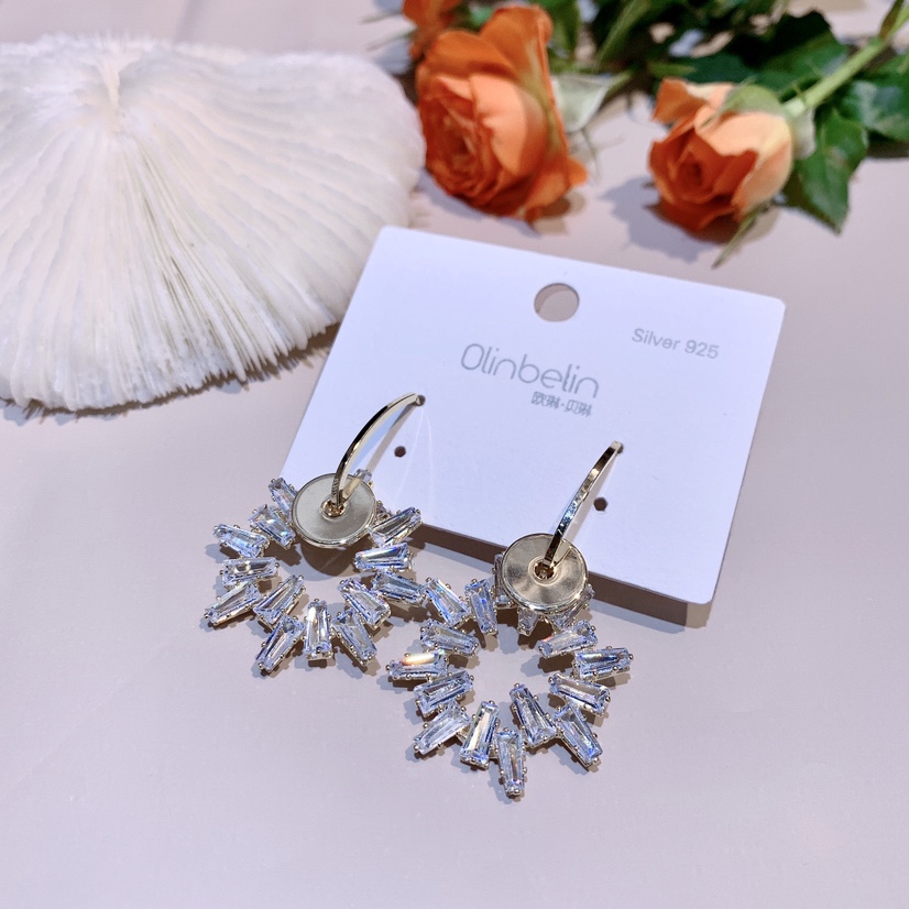 TT zirconium earrings