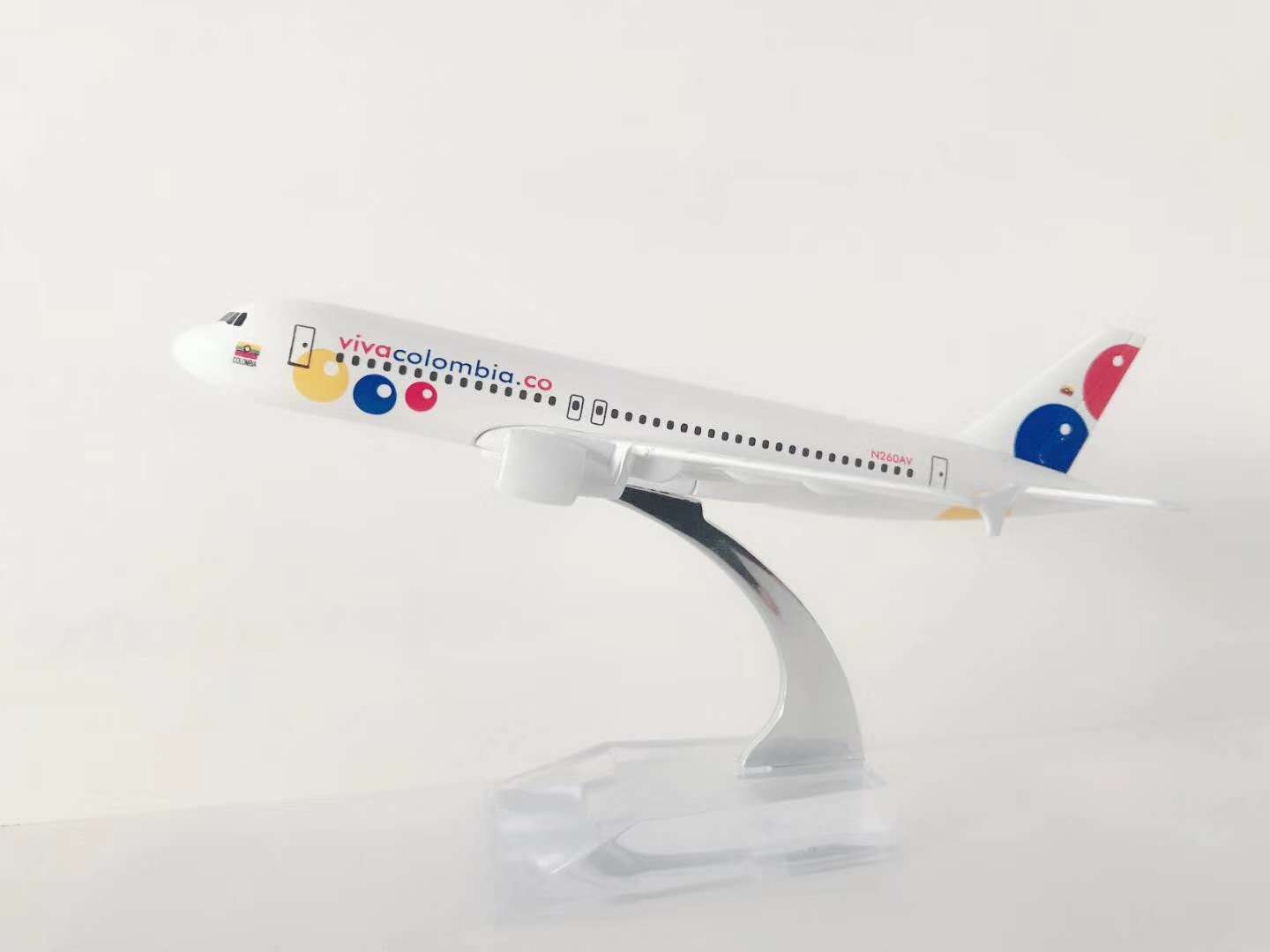 Aircraft Model (16CM Columbia Viva Aviation A320) alloy aircraft model simulation aircraft model
