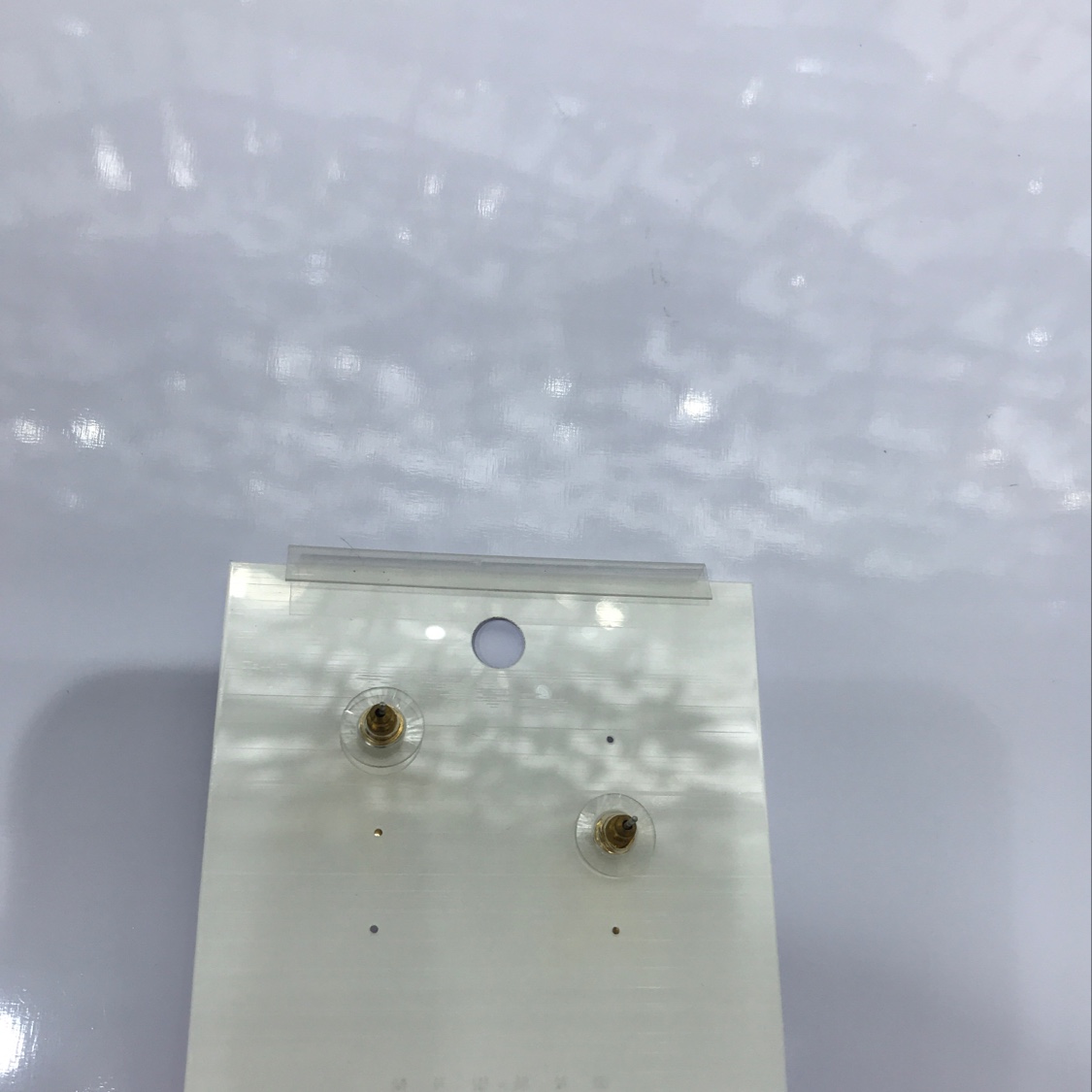 Small chrysanthemum ear studs Specification image