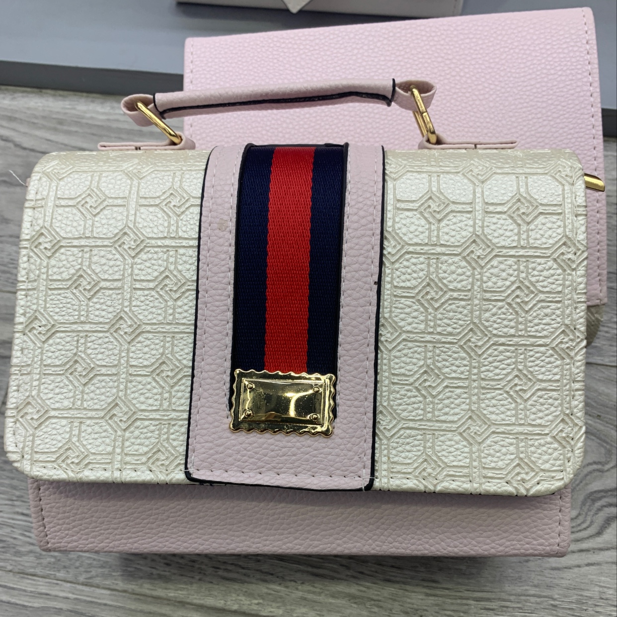 Stylish Crossbody Bag details Picture