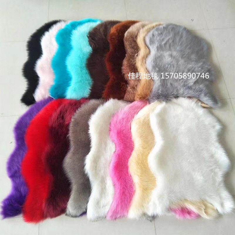 Imitation wool carpet, panda pattern, koala pattern, checkered carpet, bedside carpet, sofa carpet, sheepskin carpet Item Picture