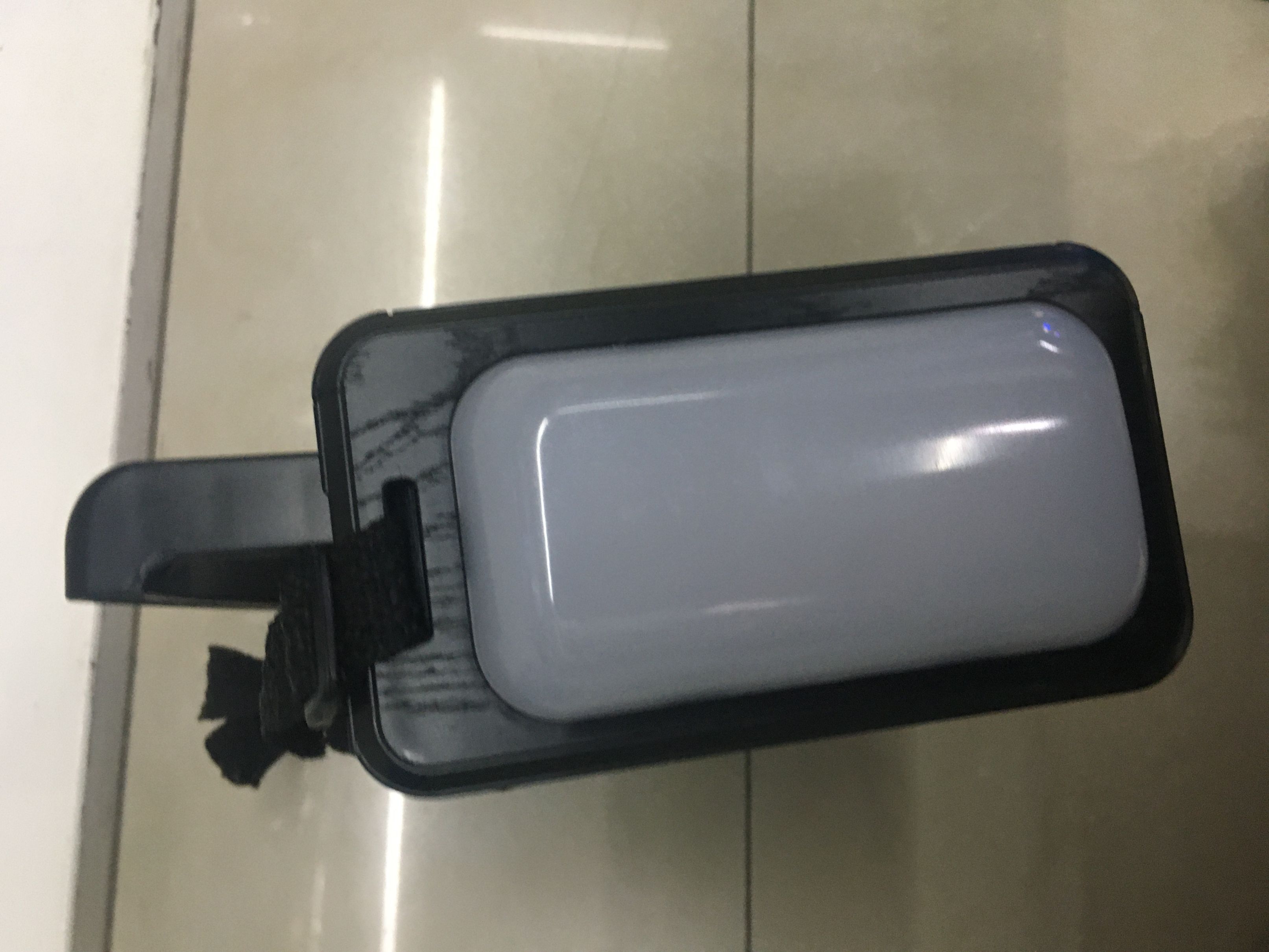 M-U40 Export Radio full figure