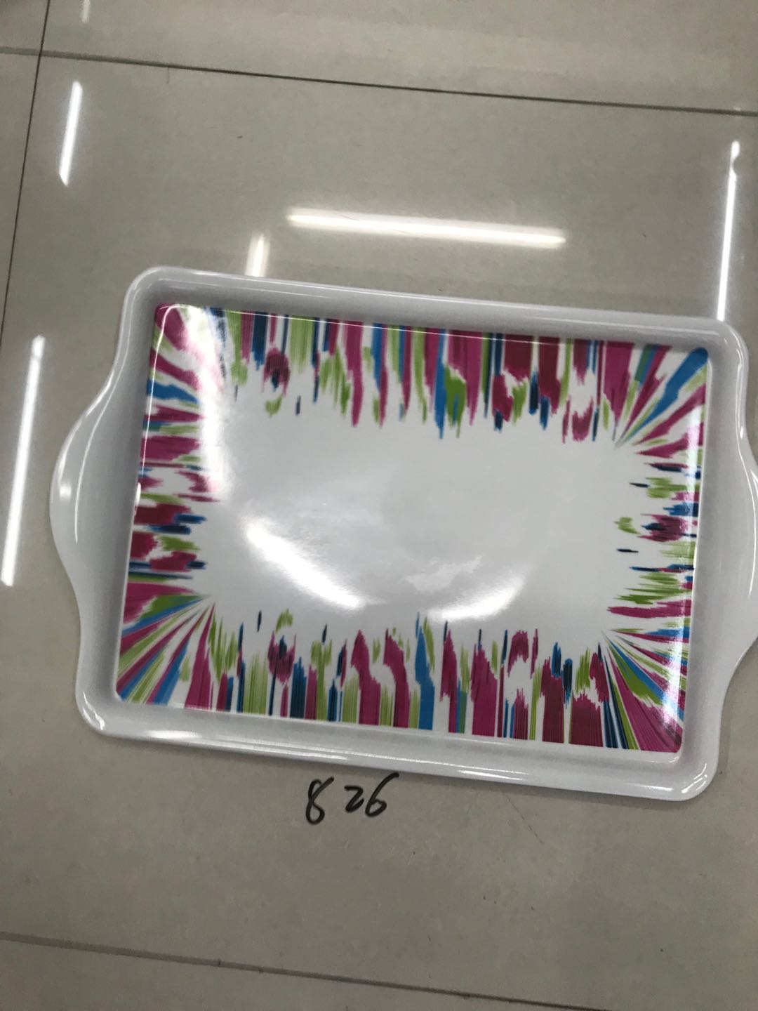Symmetrical melamine dinner plate with 826 flowers detail image 1