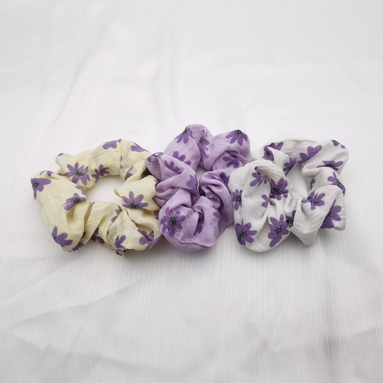 Beautiful purple flower hair band thumbnail