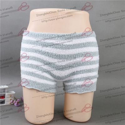 Foreign trade coral velvet half fluffy high waist shorts Application Scenario