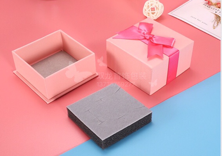Creative in-stock paper boxes, bow jewelry packaging boxes, ring boxes, stud boxes, bracelets, necklaces, Korean version accessory boxes Item Picture