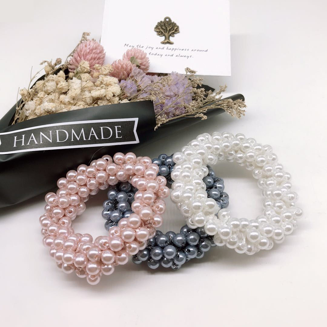 Korean Internet celebrity pearl rubber band hair tie hair band, a perfect tool for tying hair into ponytails and buns, a hair tie for women