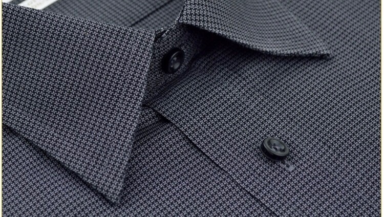 Spring and autumn men's long-sleeved plus-size shirts, plump loose striped shirts Application Scenario