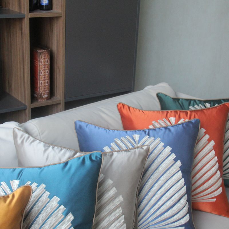 Embroidered cushions, sofa cushions, linen home, living room cushions, office covers Application Scenario