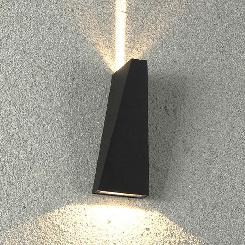 Outdoor wall lamp modern simple corridor balcony waterproof exterior wall courtyard lamp b&B inn style outdoor wall lamp