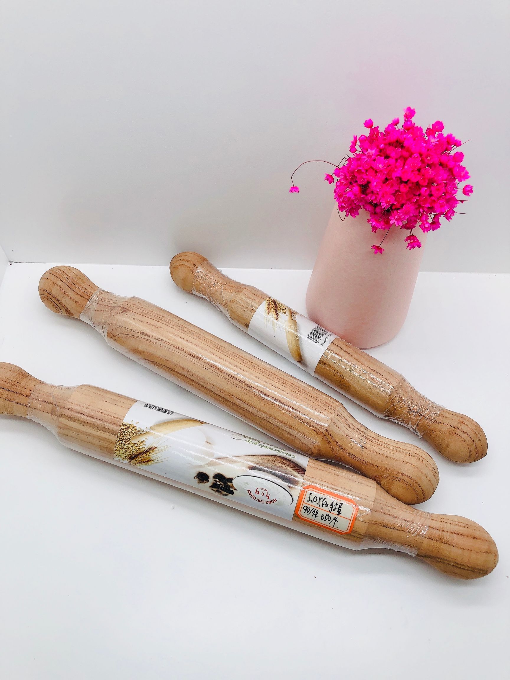 Face stick solid wood without lacquer without wax hand wu rolling face stick wrappers pressing face stick baking tool rolling pin