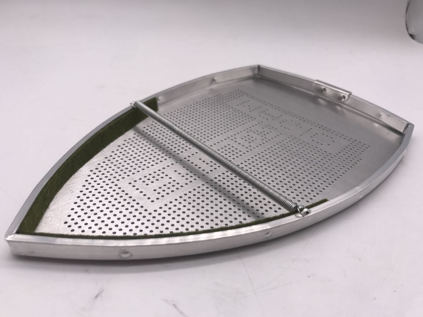 Iron laser cover anti-light plate