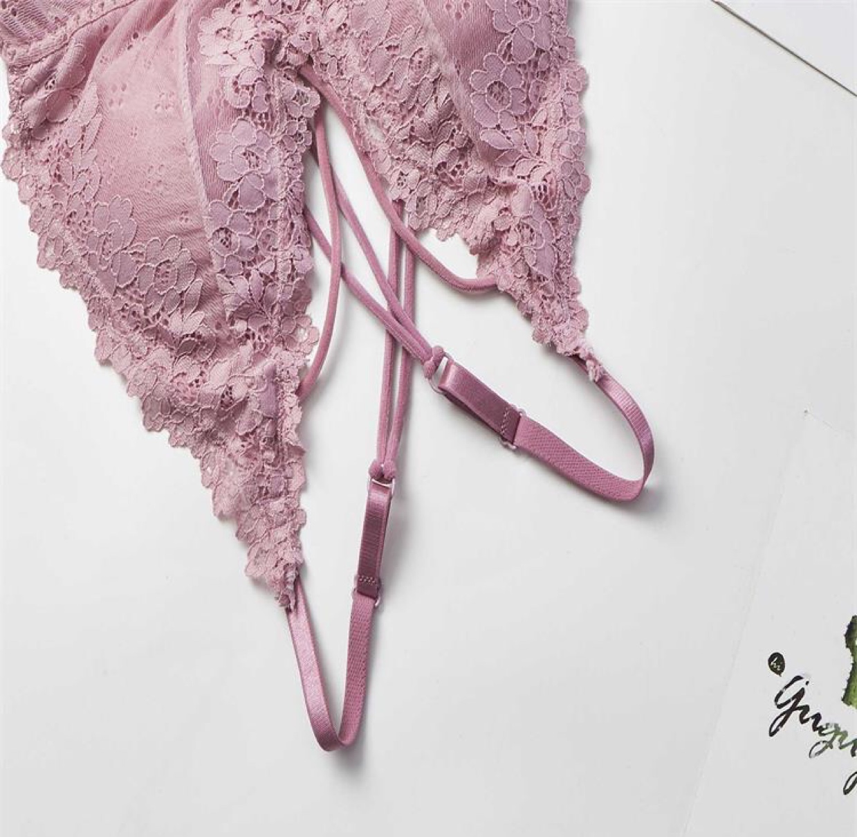 Best-selling sexy lace for women with a beautiful back and transparent strapless design Specification image