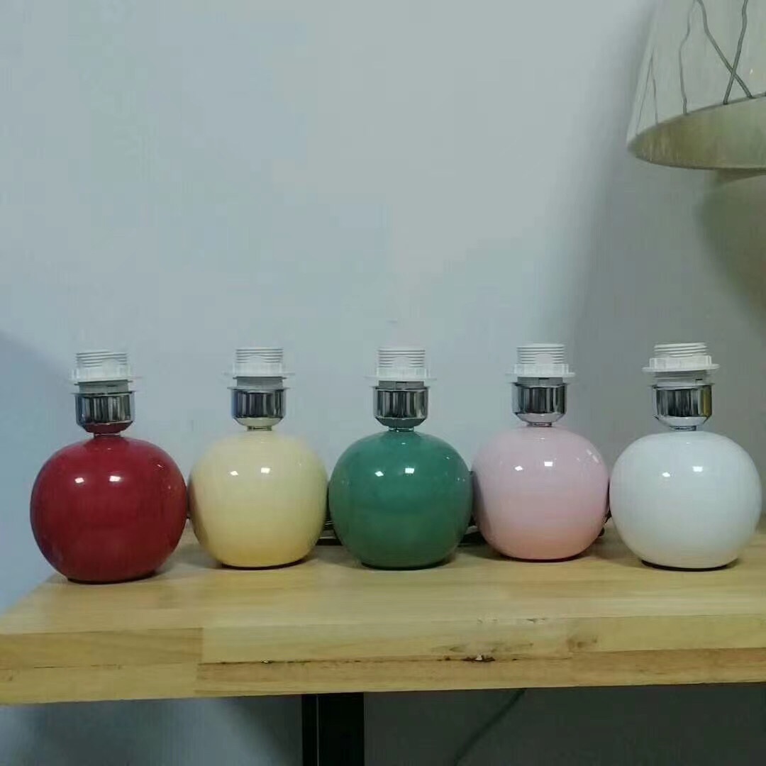 鸿轩灯饰简约大气时尚陶瓷台灯小夜灯085