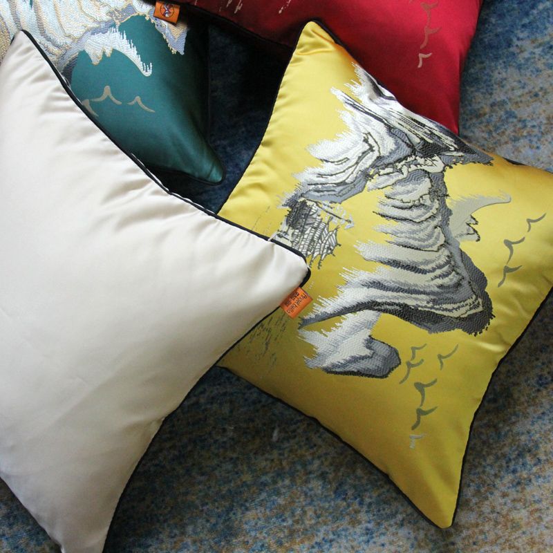 Chinese-style household leather sofa cushions, thickened cushion covers, bedroom headboard pillows, waist pillows, large living room backrest pillows, Chinese trend Application Scenario