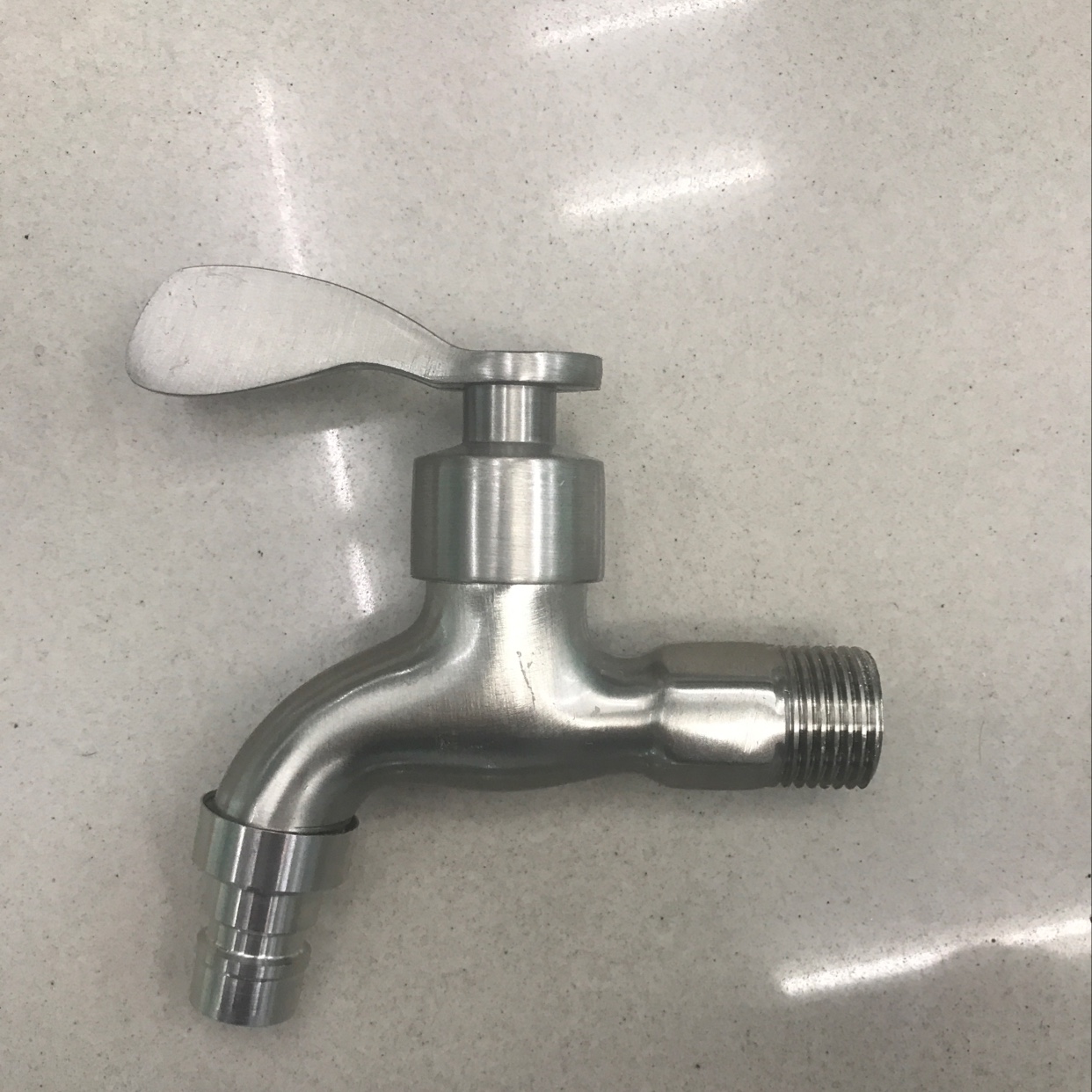 Zinc alloy faucet thumbnail