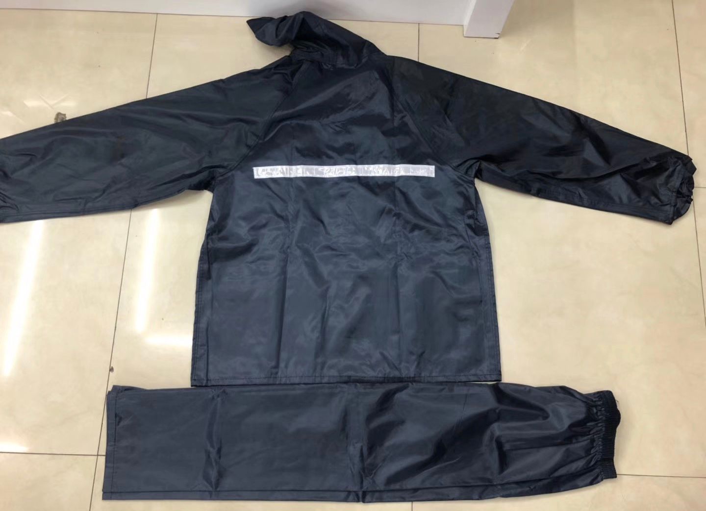 Yiwu manufacturer's direct sales of Oxford fabric adult rainproof reflective suits details Picture