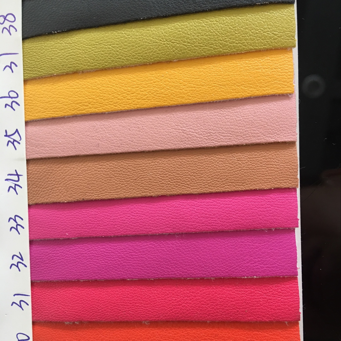 pvc/皮革/面料白底实物图