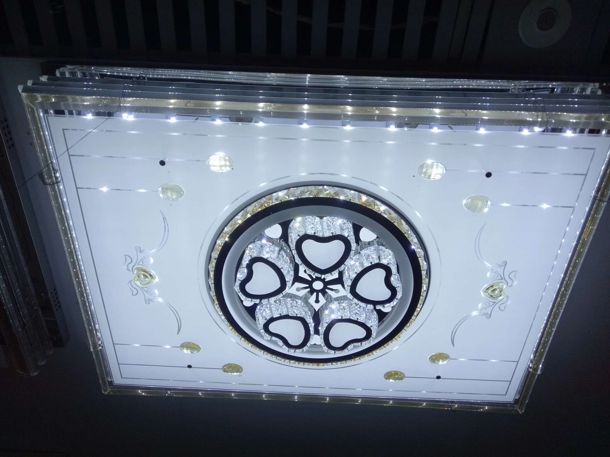 水晶灯客厅卧室灯LED吸顶灯简约现代时尚智能详情2