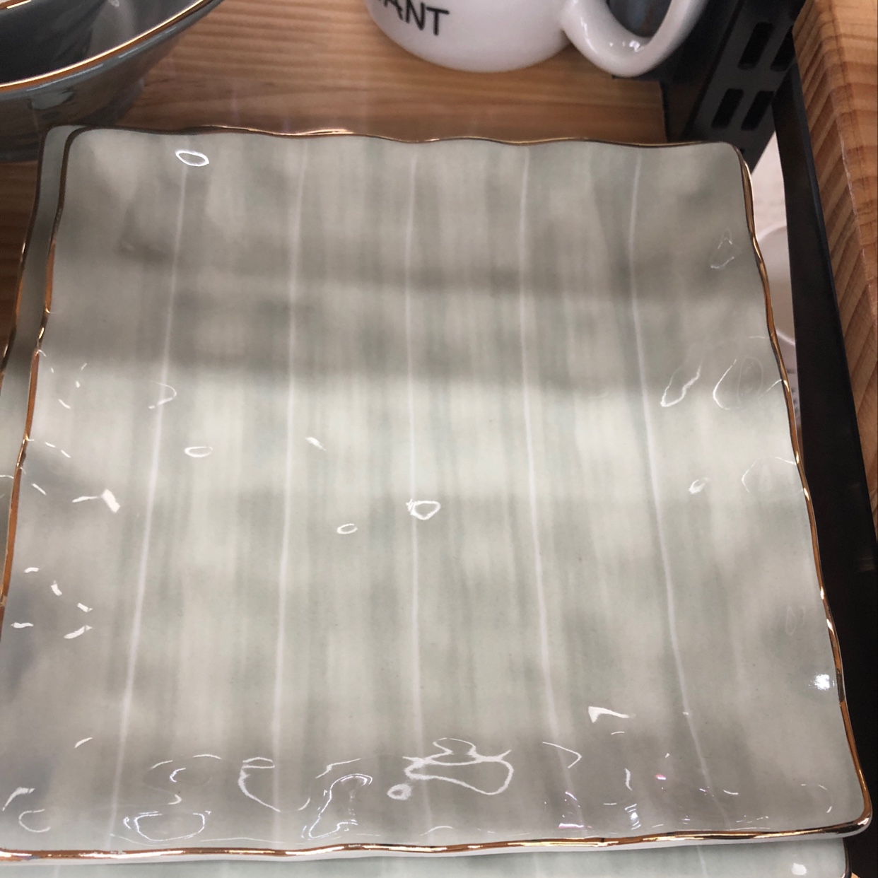 Light luxury square dish thumbnail