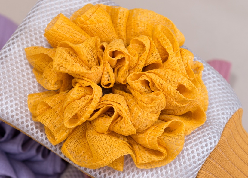 Jen Flower Bath Towel Bath Gloves Bath Artifact Macaron Color Bath Towel Application Scenario