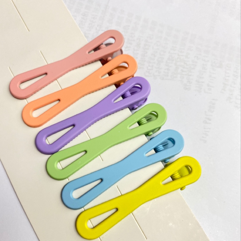 ins爆款泫雅同款马卡龙色八字型套夹ins爆款泫雅同款马卡龙色八字型套夹