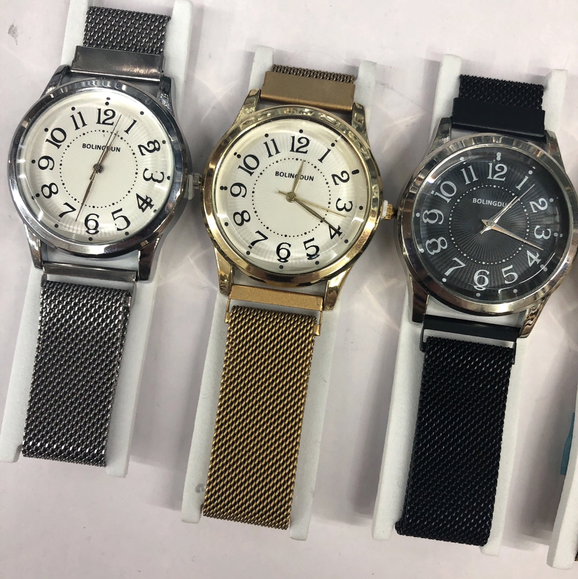 Men's watch, fashionable, simple quartz watch, waterproof Milan strap 1 details Picture