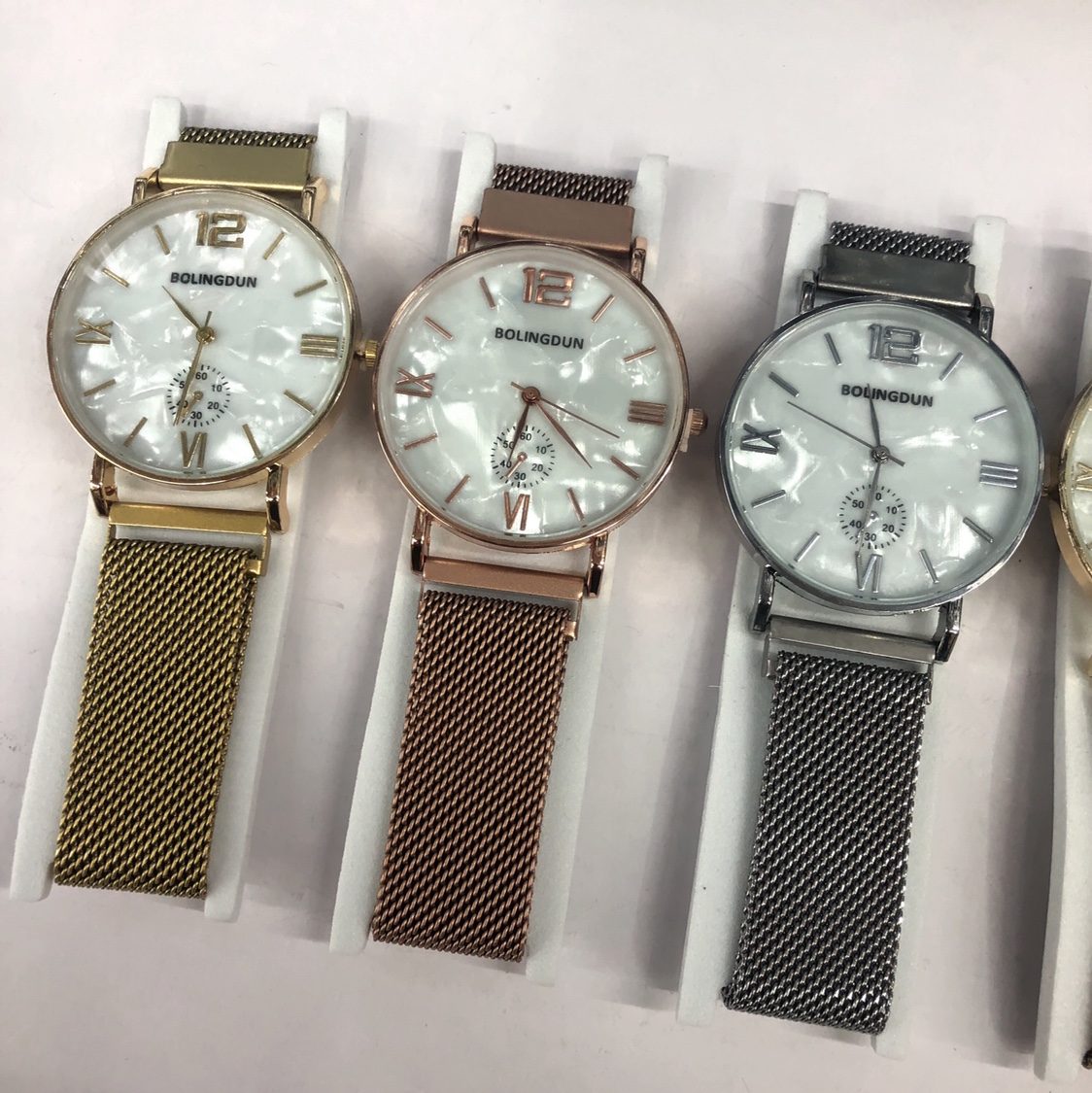 男士手表 时尚 潮流 简约石英表生活防水米兰带9产品图