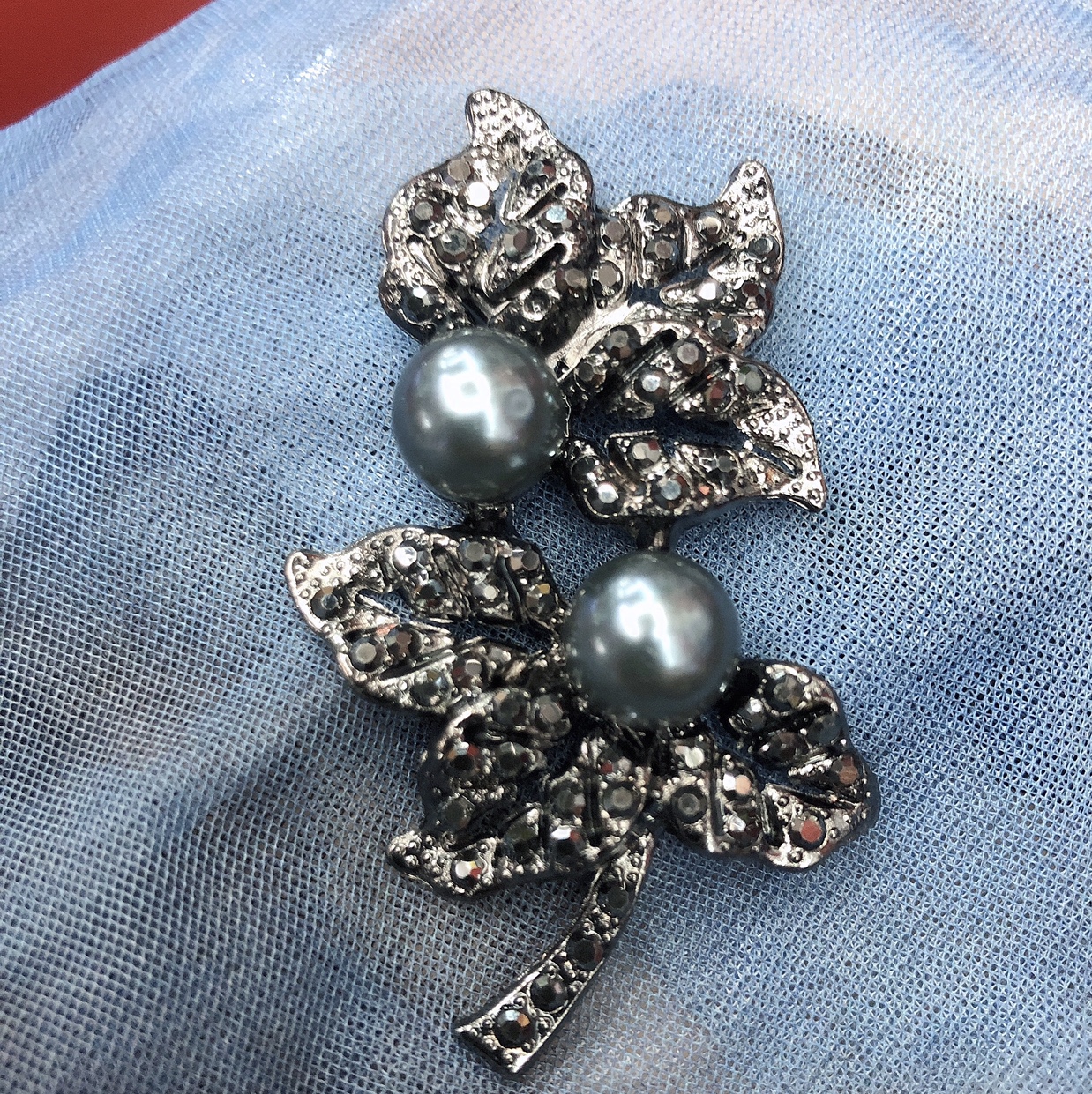 Gun black black diamond brooch thumbnail