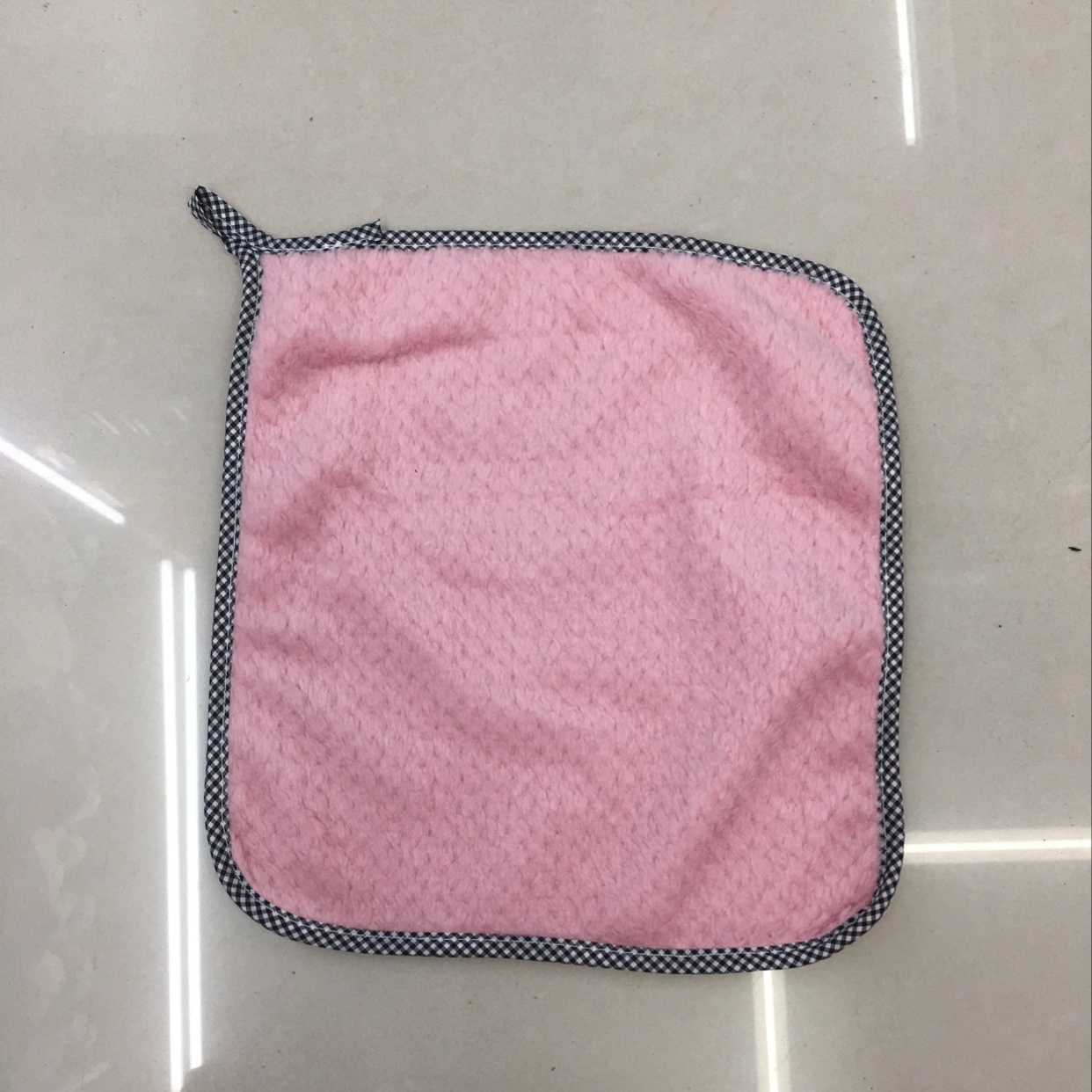 30*30珊瑚绒抹布吸水毛巾小方巾白底实物图