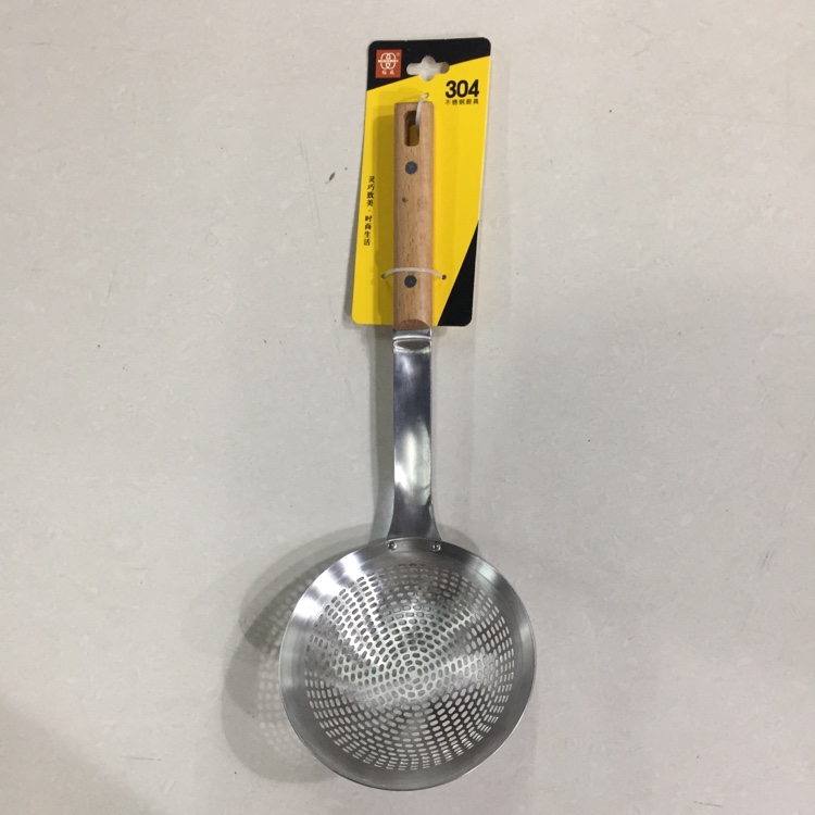 304 stainless steel wooden handle large hole strainer 8214