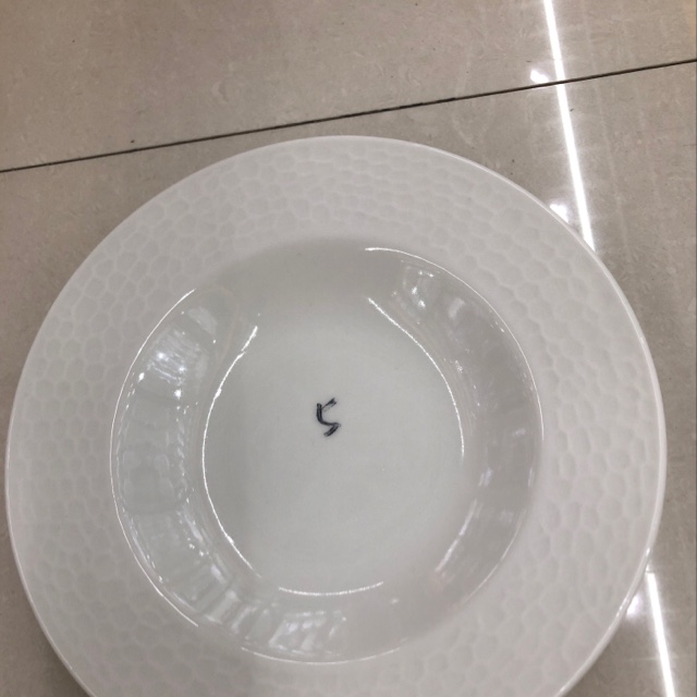 9-inch relief flat-edge soup platters, 48 pieces per box, factory direct sales, wholesale and retail, in stock, offline physical store. Please consult before placing an order Specification image