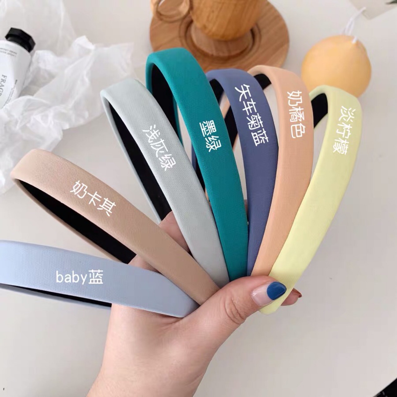 Less is more low saturation spring color versatile temperament solid color hair hoop pressure hair headband clip hair accessories thumbnail