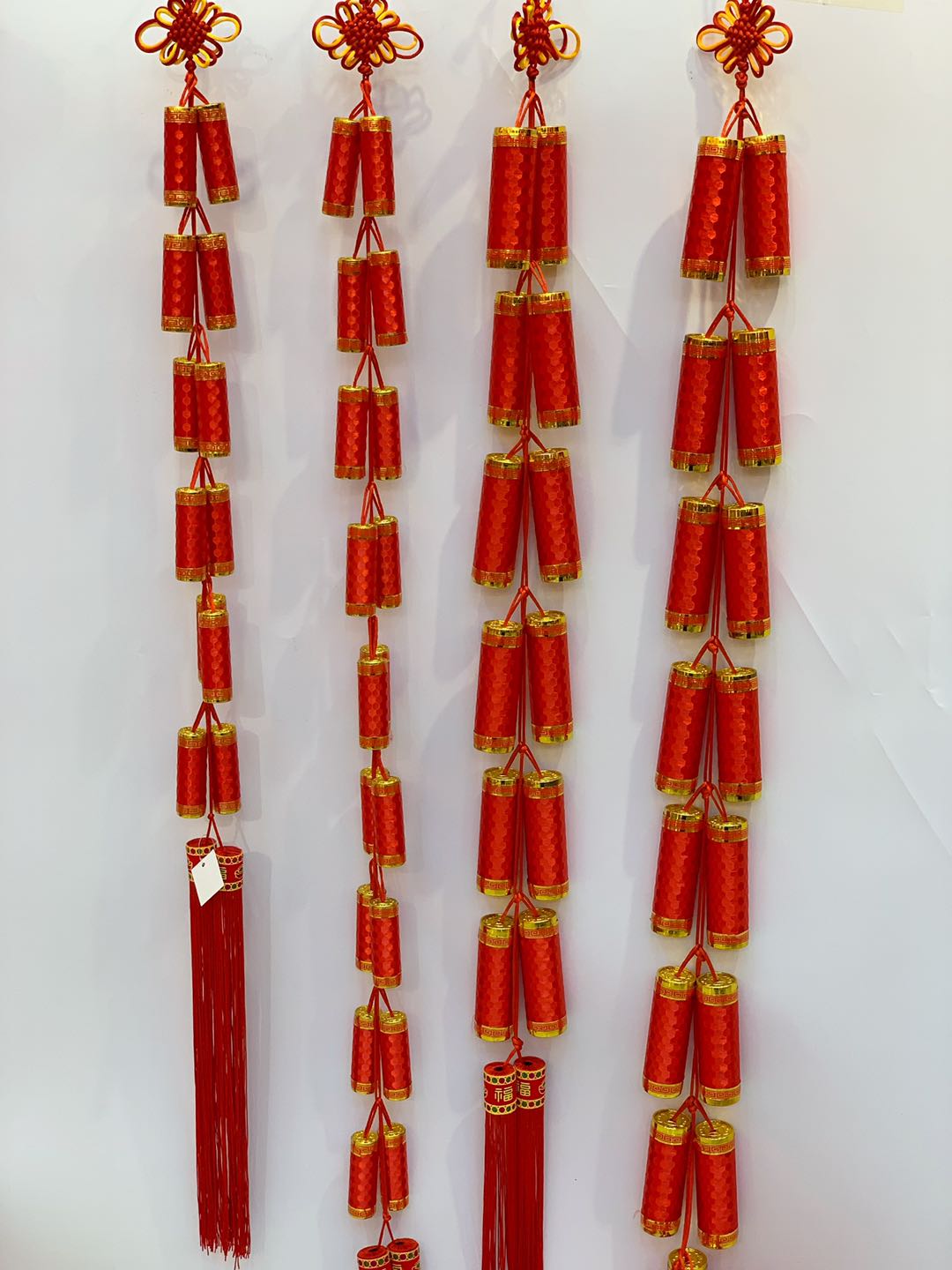 12-head mercerized firecracker string pendant for home decoration, New Year and Spring Festival decoration, indoor hanging decoration factory direct sales, 125cm