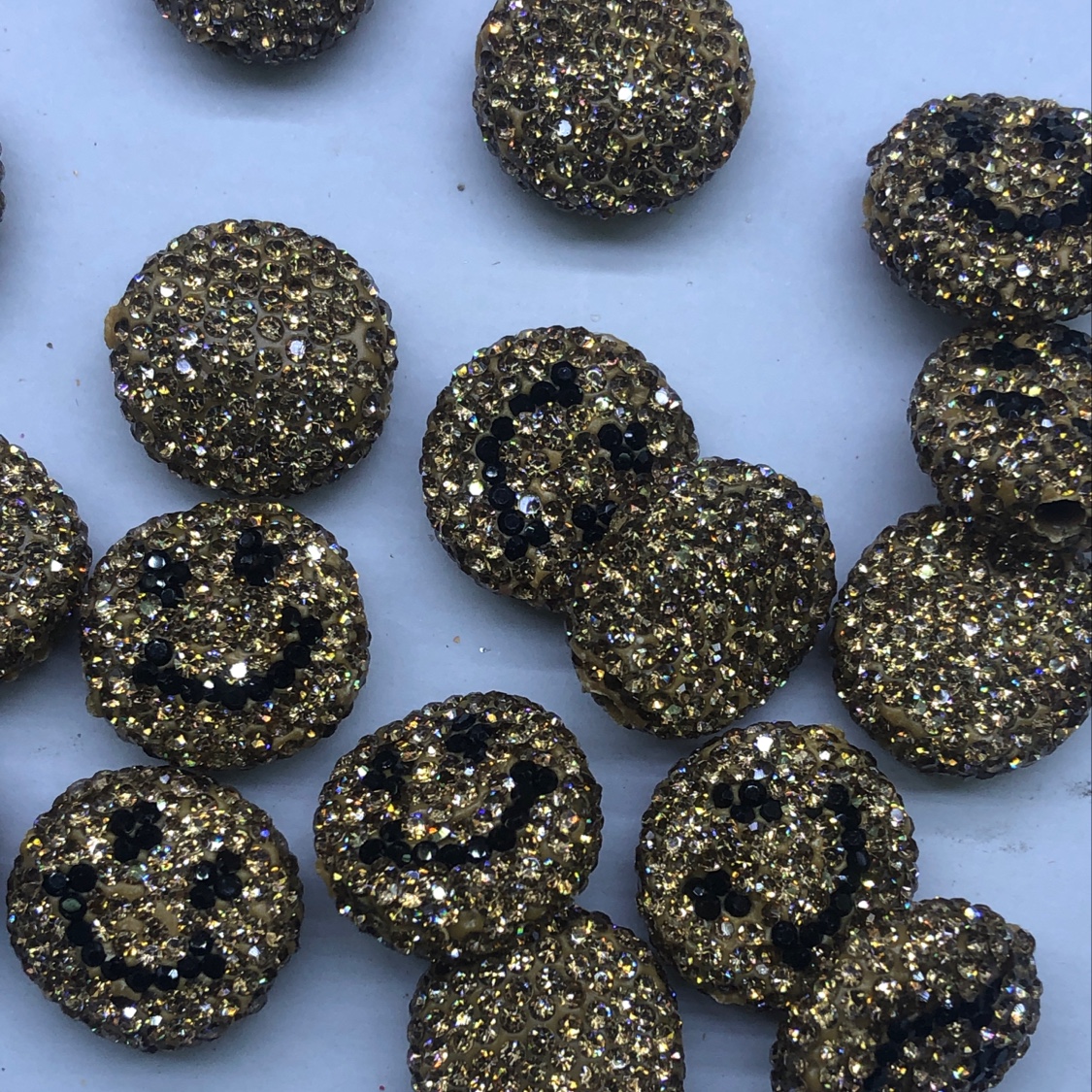 18mm扁珠白底实物图