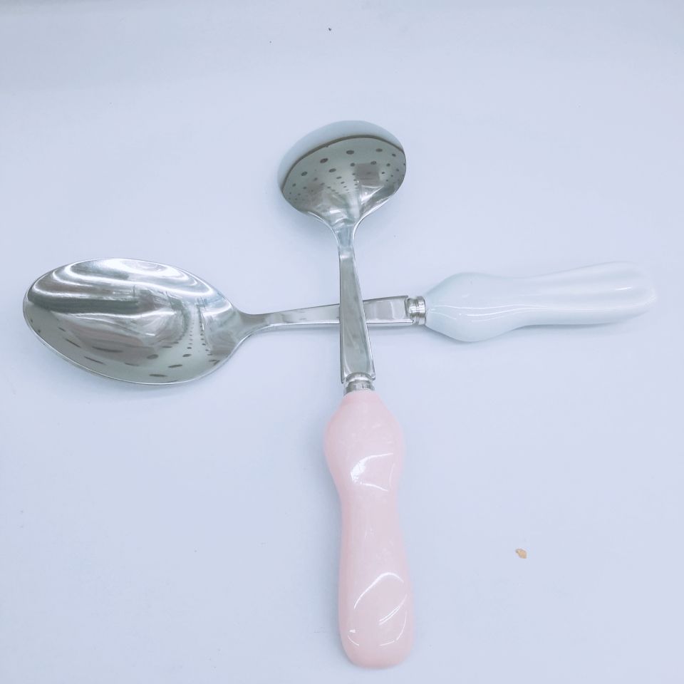 Wholesale custom high quality bunny spoon tableware details Picture