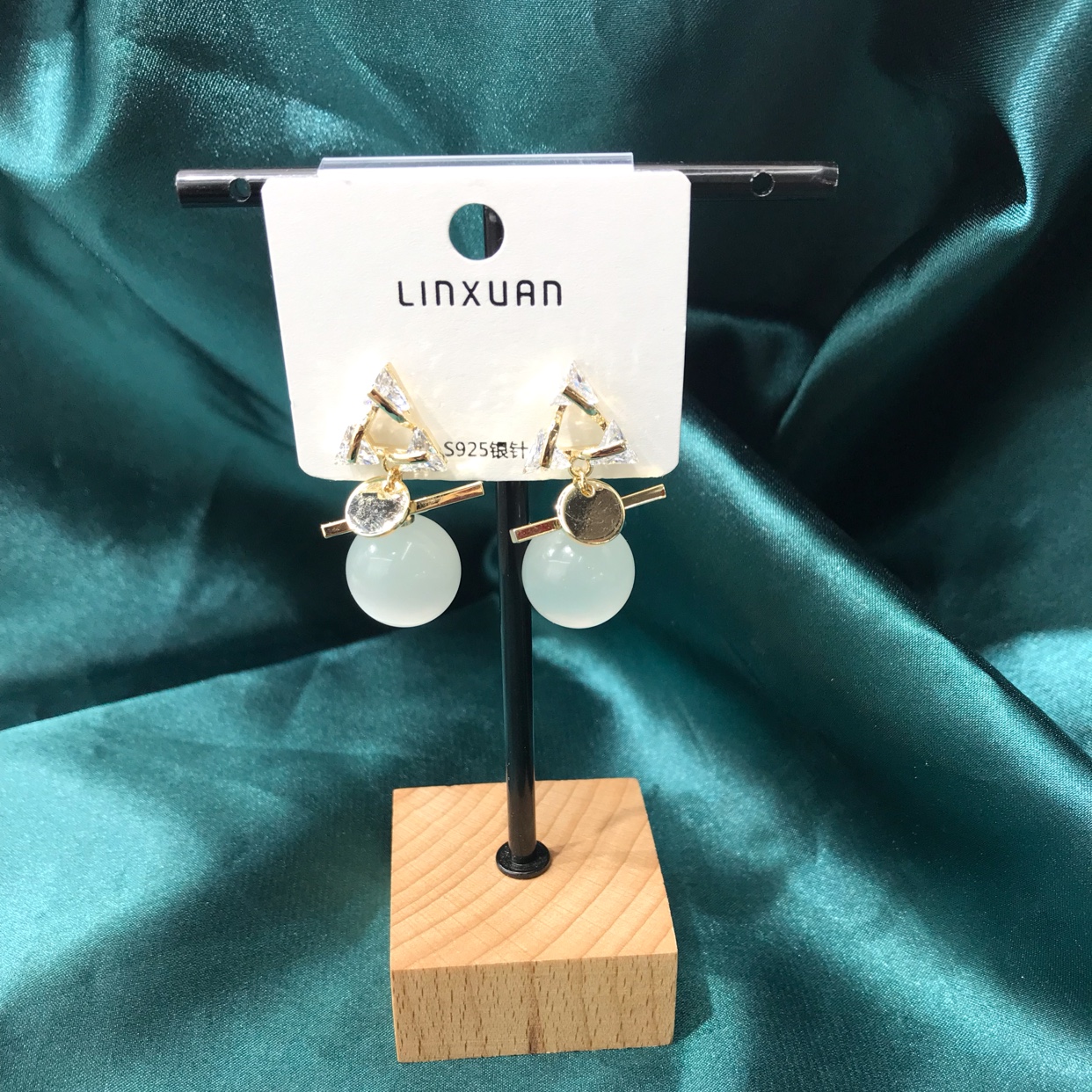 S925银针锆石猫眼耳环琳轩饰品琳轩饰品琳轩饰品图