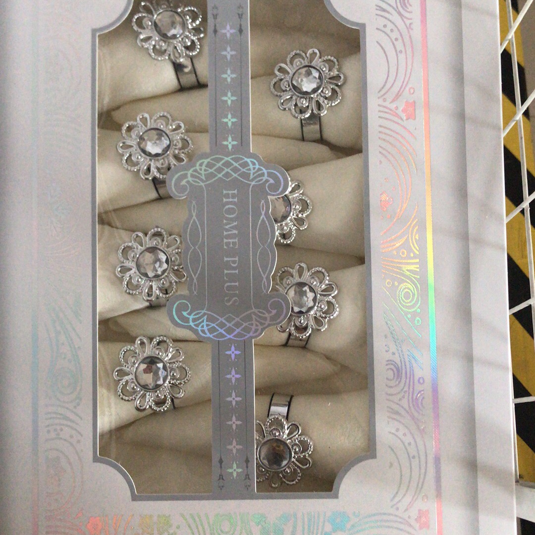 盒装桌布➕8个餐巾