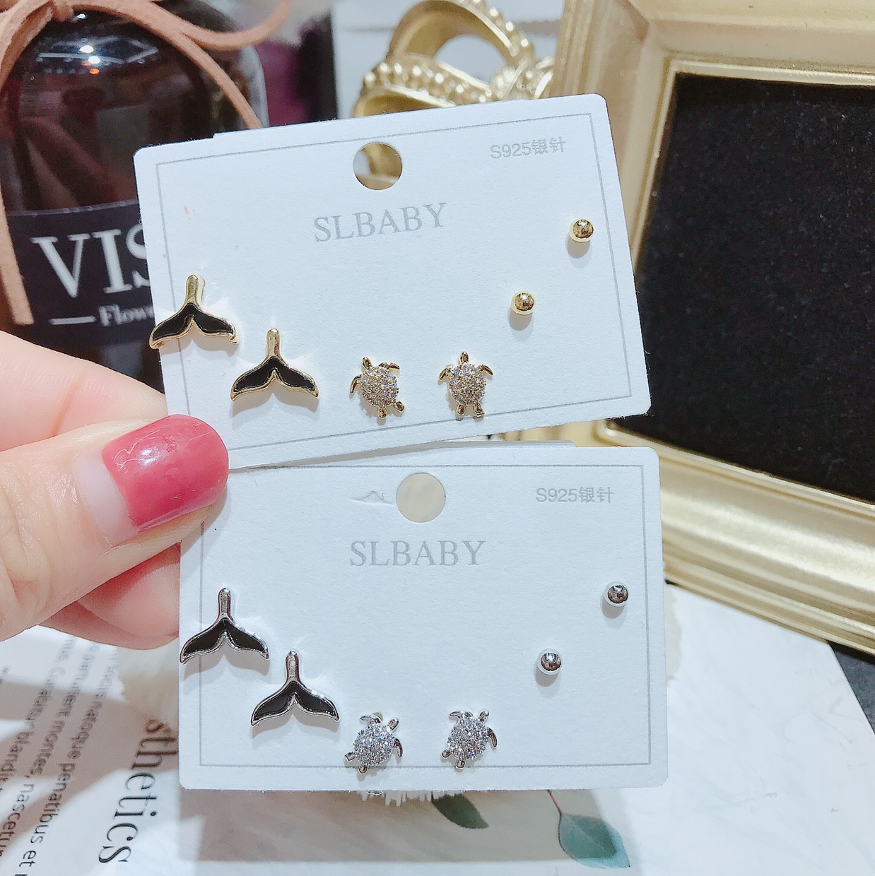 S925 turtle fish tails have multiple pairs of ear studs thumbnail