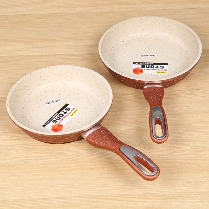 Double-bottomed frying pan