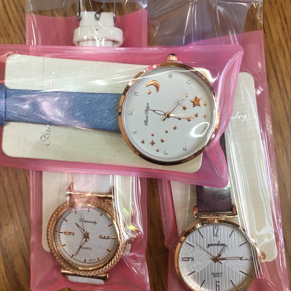 Women's fashion watch Specification image