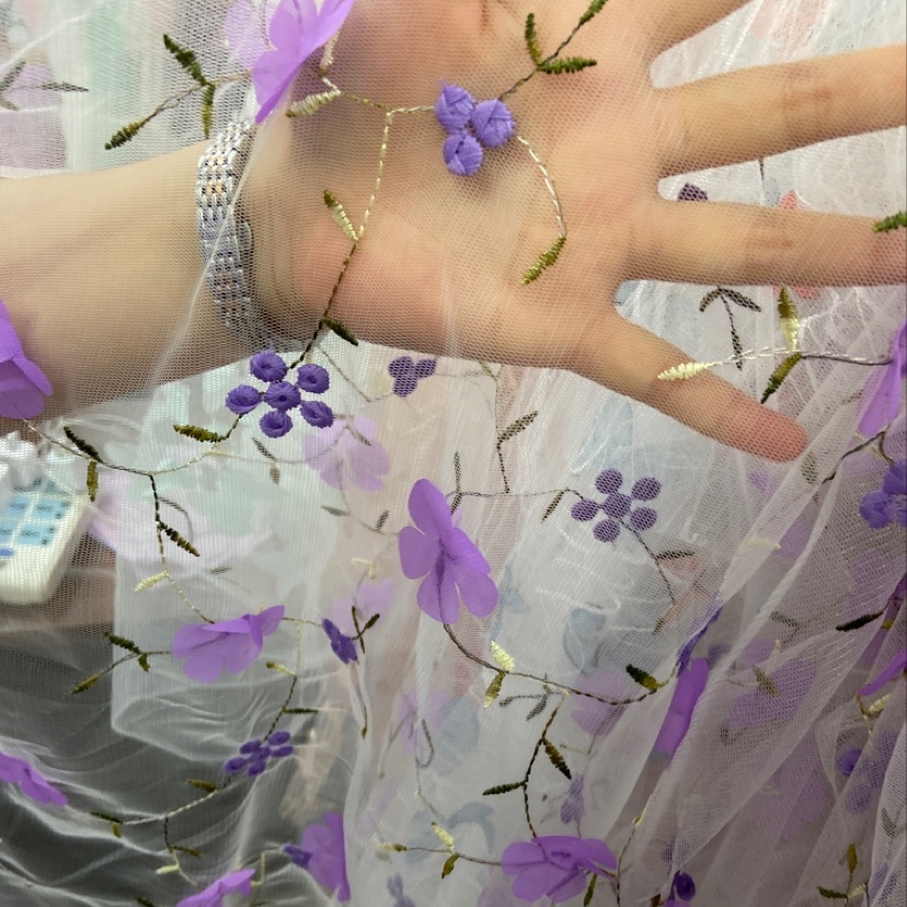 紫色藤蔓贴花网纱装饰品工艺品头饰图