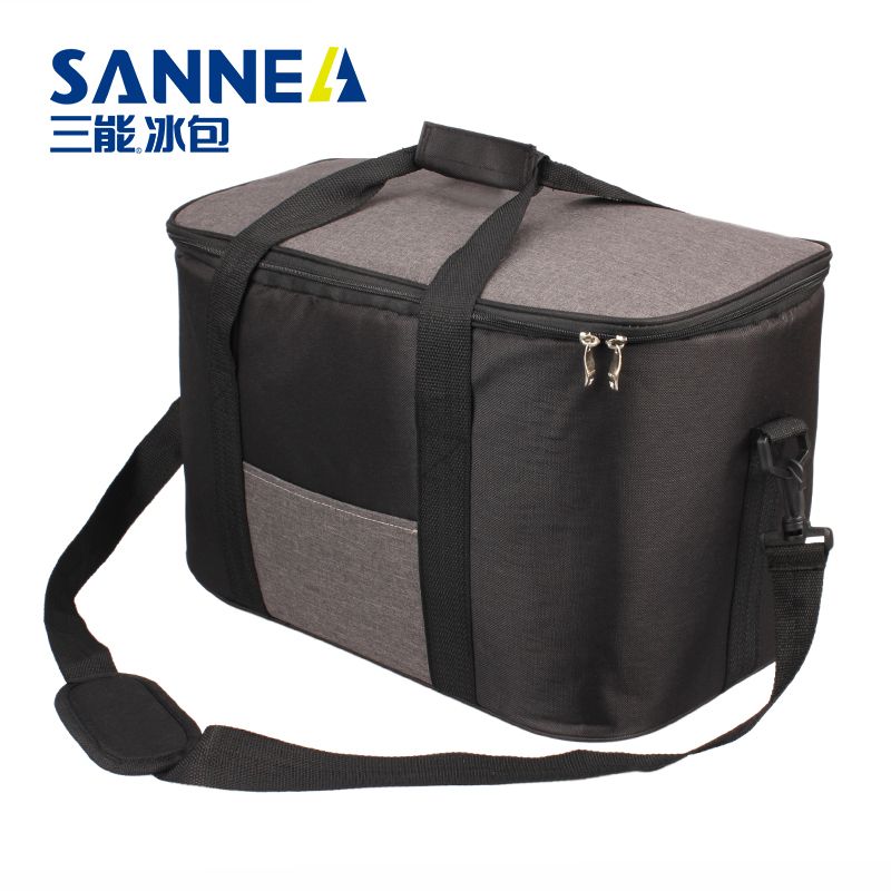 New 34L thickened food delivery insulated bag, multi-color insulated picnic bag, outdoor insulated handbag manufacturer wholesale Application Scenario