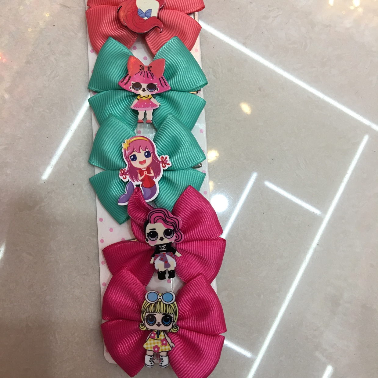 The girl tie thumbnail