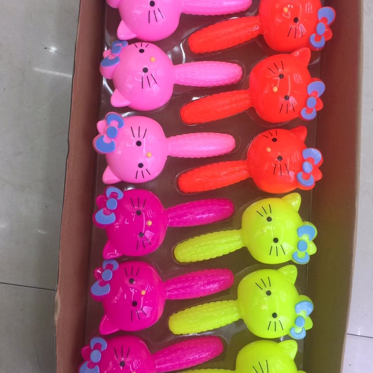 义乌好货 厂家直销棒棒哨子动物kt猫造型带灯带哨带哨儿童玩具细节图