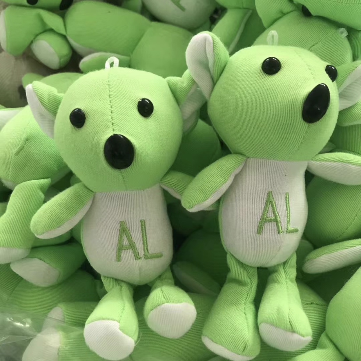 Cute cartoon plush pendants, car decorations, interior car ornaments, hanging accessories, creative gifts, car hangers, interior car decorations